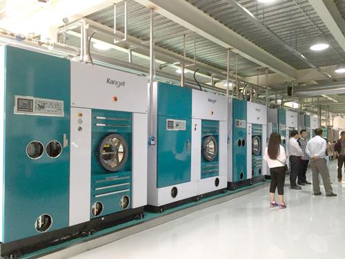 開洗衣店的設(shè)備如何選擇